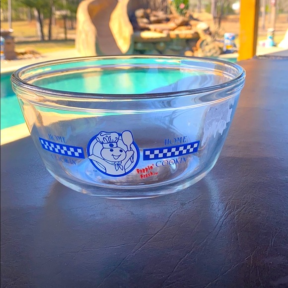 Anchor Hocking Other - Anchor brand Pillsbury Doughboy mixing bowl 1.5qt